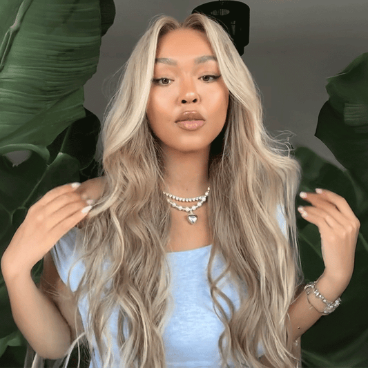 13x4 Glueless Couleur Blond Clair Avec Un Brun Subtil Perruque Sans Colle Body Wave